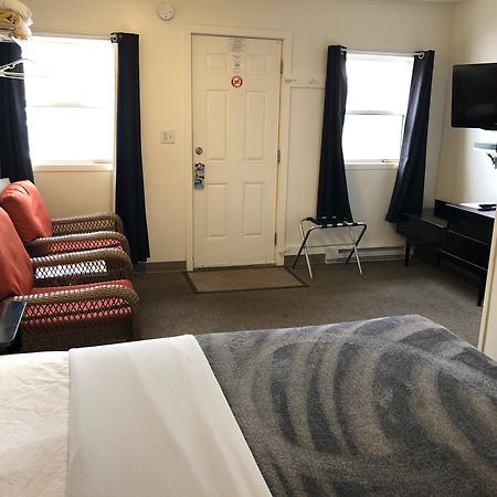 Creston Valley Motel Ngoại thất bức ảnh