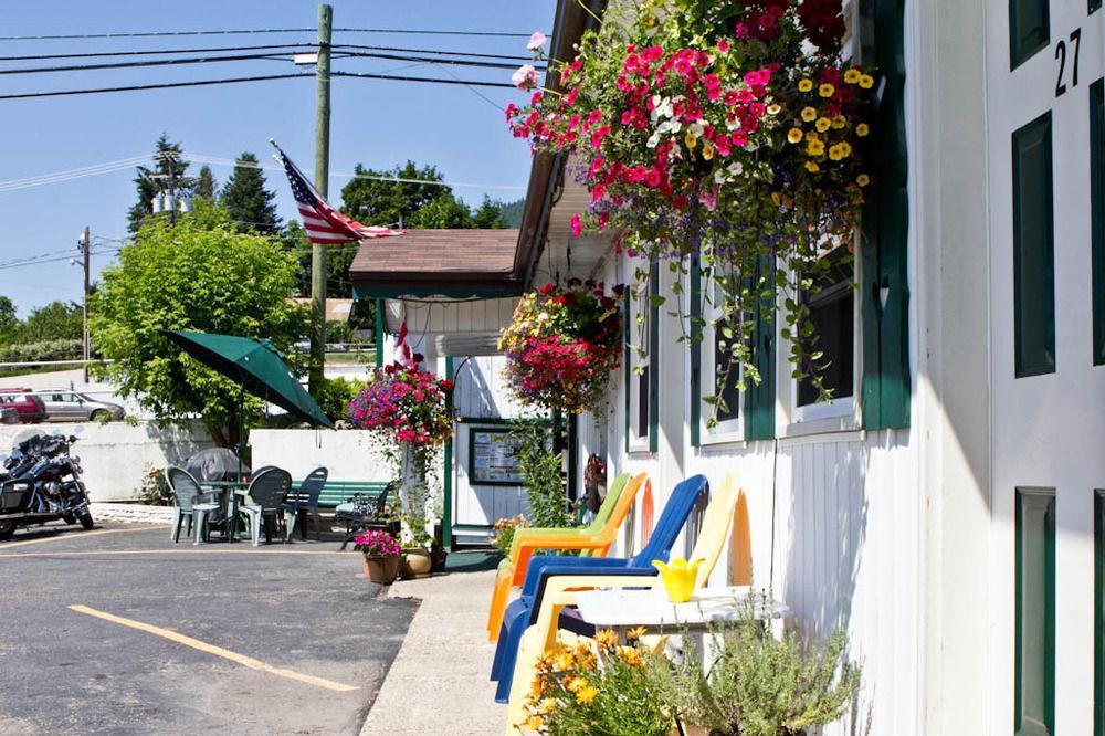 Creston Valley Motel Ngoại thất bức ảnh