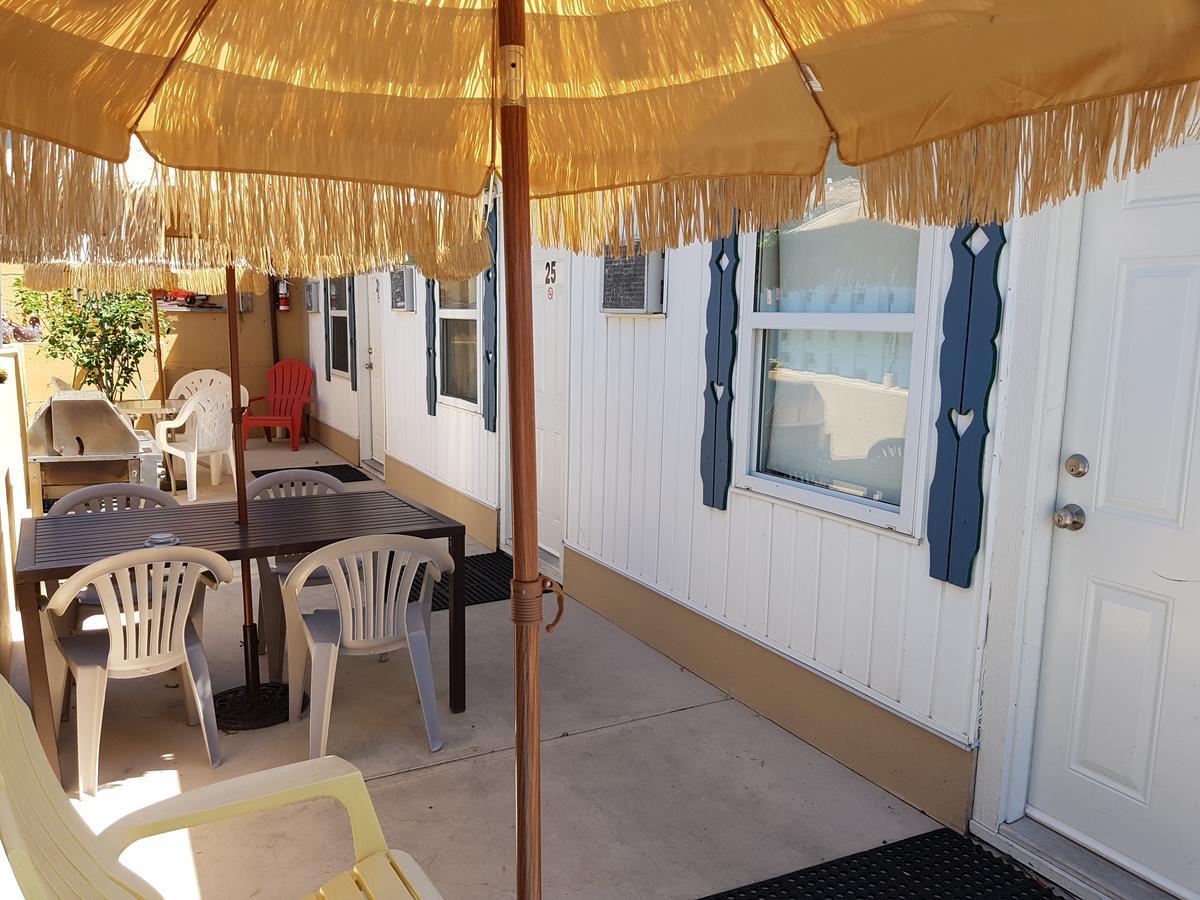 Creston Valley Motel Ngoại thất bức ảnh